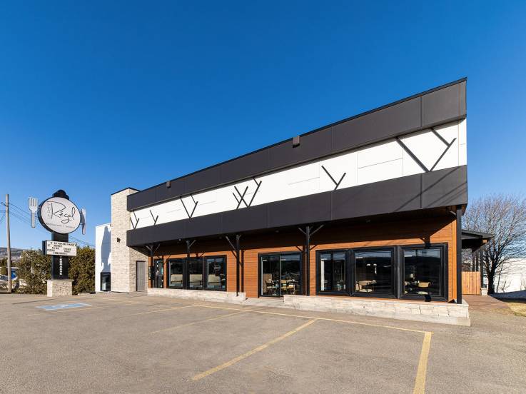 Bâtiment commercial à vendre - Baie-Saint-Paul, Charlevoix (SP852)