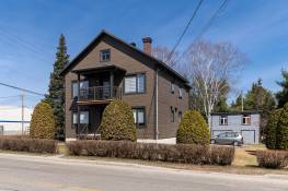 Détails - Duplex à vendre (Code SP925)