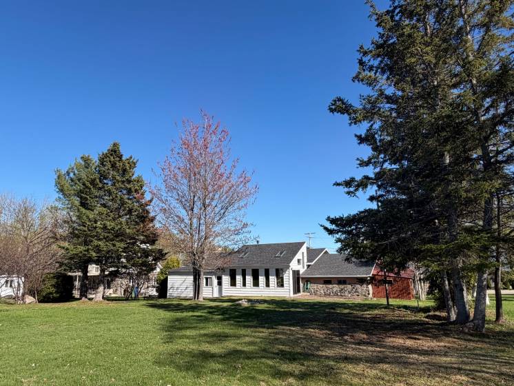 9 - Maison à vendre, L'Isle-aux-Coudres (Code - ic044, Charlevoix)