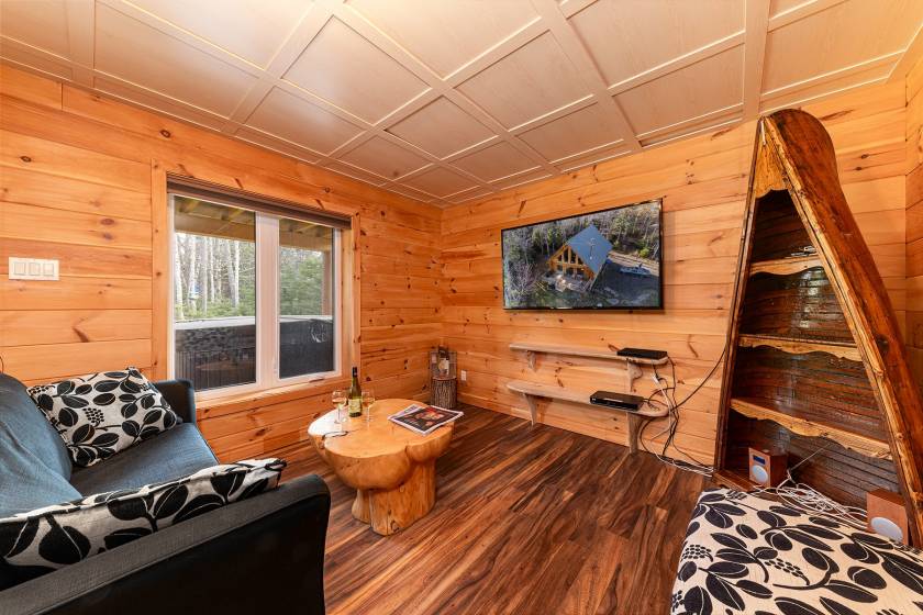 12 - Maison à vendre, Petite-Rivière-Saint-François (Code - pr804, Charlevoix)