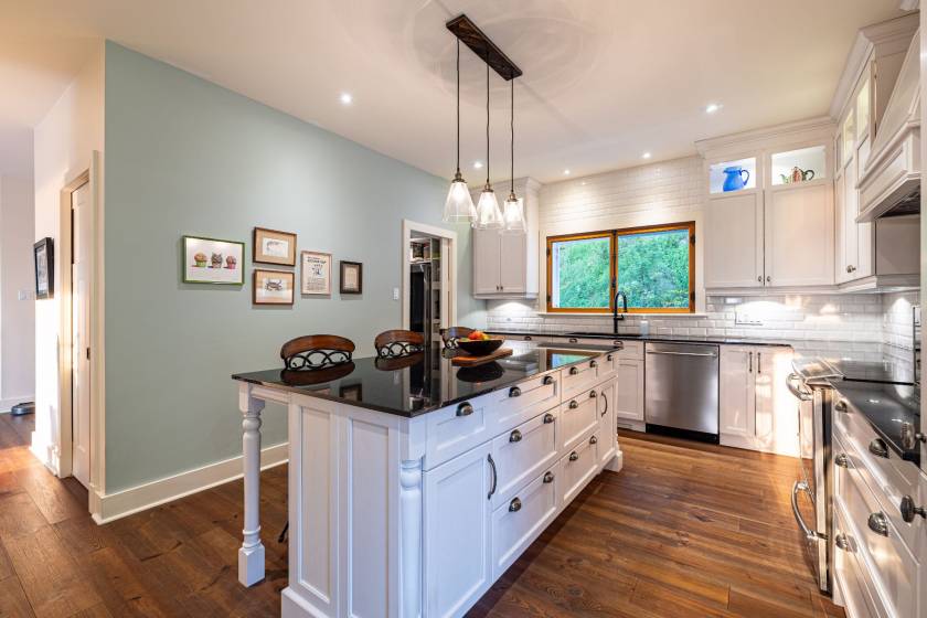 24 - Maison à vendre, La Malbaie (Code - mb427, Charlevoix)