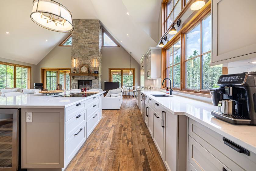 16 - Maison à vendre, Baie-Saint-Paul (Code - sp932, Charlevoix)