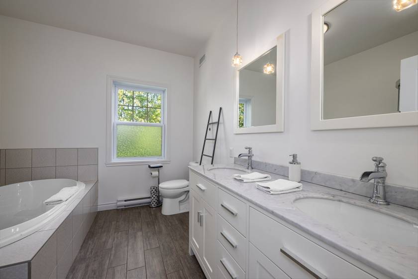 9 - Maison à vendre, Les Éboulements (Code - eb315, Charlevoix)