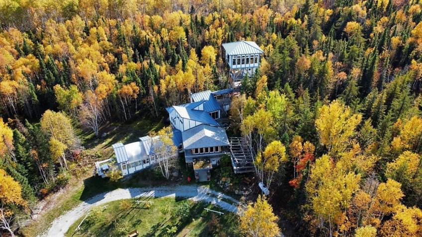 26 - Maison à vendre, Saint-Urbain (Code - su081, Charlevoix)