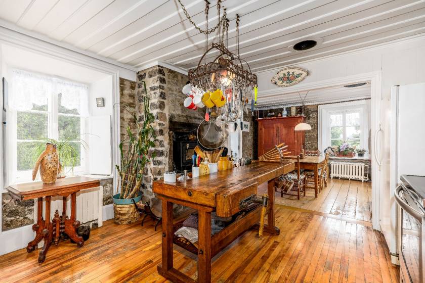 4 - Maison à vendre, Beaupré (Code - br128, Vieux-Québec)