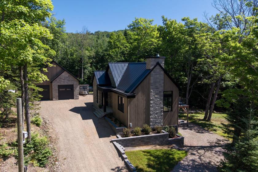 2 - Maison à vendre, Petite-Rivière-Saint-François (Code - pr845, Charlevoix)