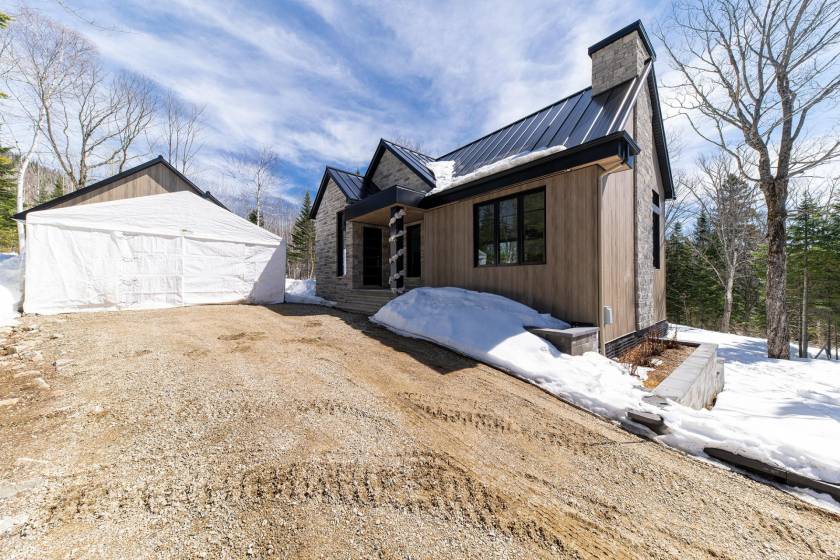 24 - House for sale, Petite-Rivière-Saint-François (Code - pr845, Charlevoix)