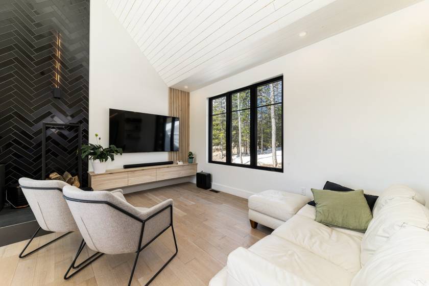 9 - Maison à vendre, Petite-Rivière-Saint-François (Code - pr845, Charlevoix)