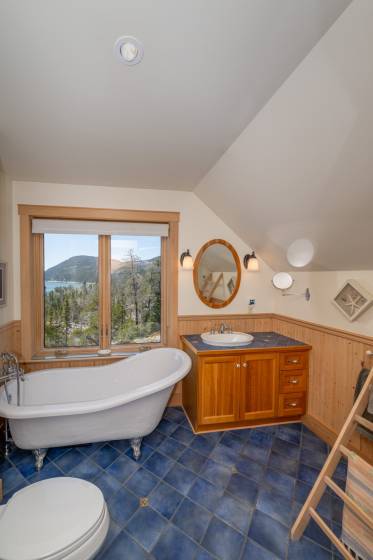 22 - Maison à vendre, Saint-Siméon (Code - ss068, Charlevoix)