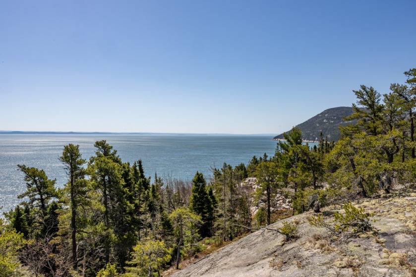 32 - Maison à vendre, Saint-Siméon (Code - ss068, Charlevoix)