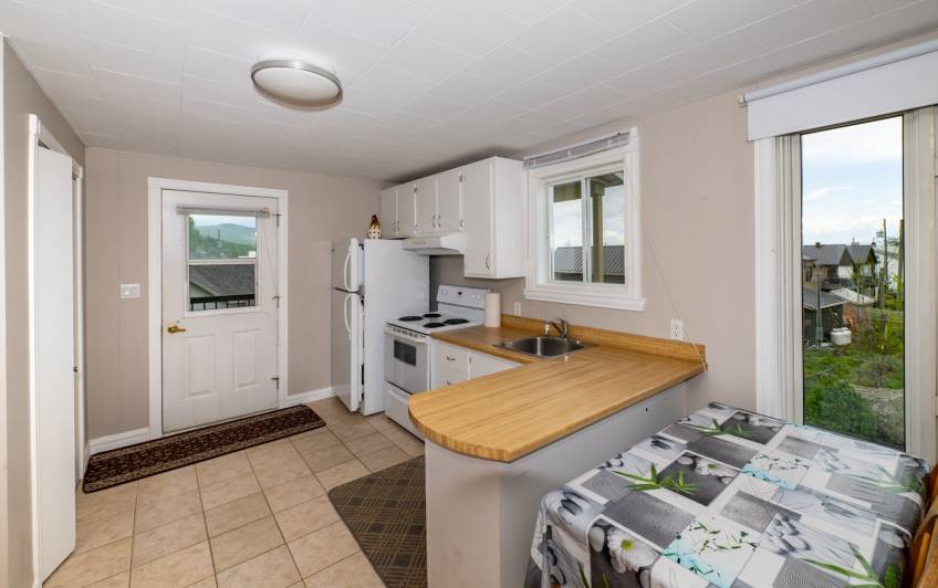 23 - Triplex à vendre, Petite-Rivière-Saint-François (Code - pr851, Charlevoix)
