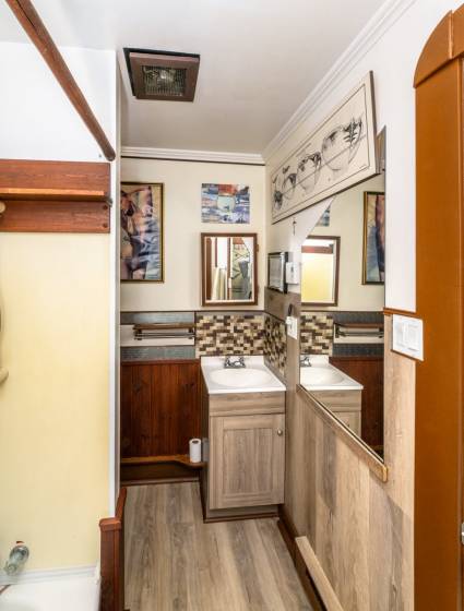 32 - Triplex à vendre, Petite-Rivière-Saint-François (Code - pr851, Charlevoix)