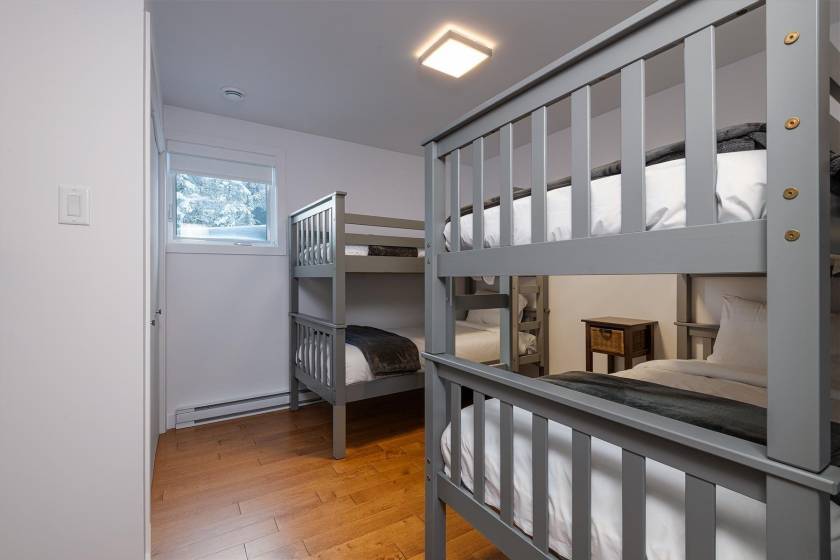 10 - Maison à vendre, Petite-Rivière-Saint-François (Code - pr834, Charlevoix)