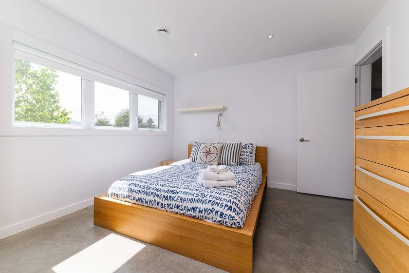 28 - Maison à vendre, Baie-Saint-Paul (Code - sp904, Charlevoix)