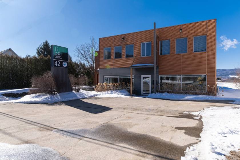 33 - Bâtiment commercial à vendre, Baie-Saint-Paul (Code - sp909, Charlevoix)