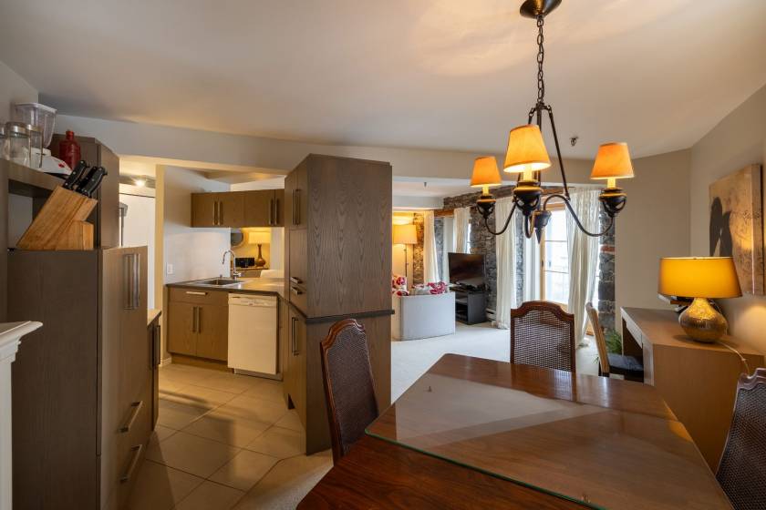 7 - Condo à vendre, Vieux-Québec (Code - qb473, Vieux-Québec)