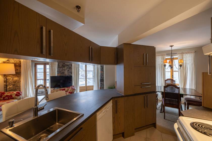 8 - Condo à vendre, Vieux-Québec (Code - qb473, Vieux-Québec)