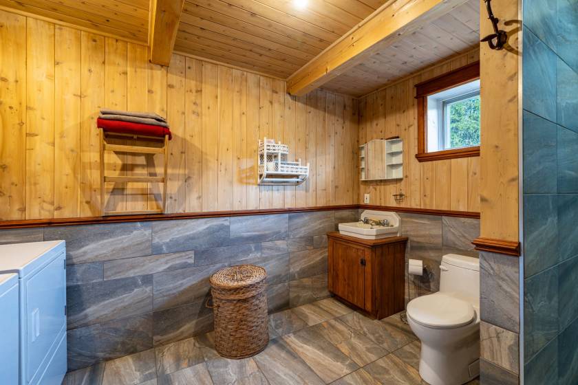 45 - Maison à vendre, Saint-Urbain (Code - su089, Charlevoix)