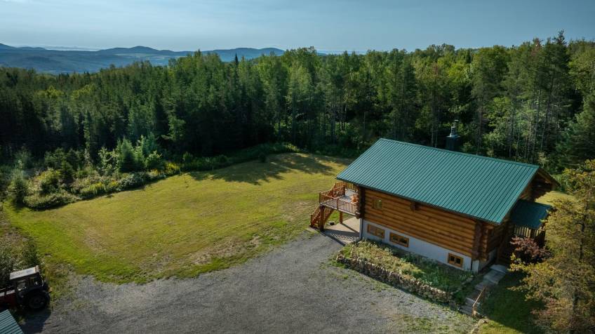 59 - Maison à vendre, Saint-Urbain (Code - su089, Charlevoix)