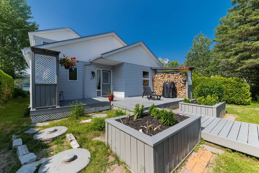 33 - Maison à vendre, Saint-Aimé-des-Lacs (Code - sal040, Charlevoix)