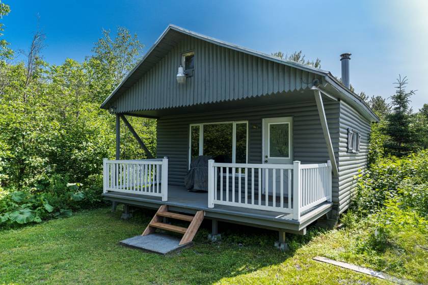 40 - Maison à vendre, Saint-Aimé-des-Lacs (Code - sal040, Charlevoix)