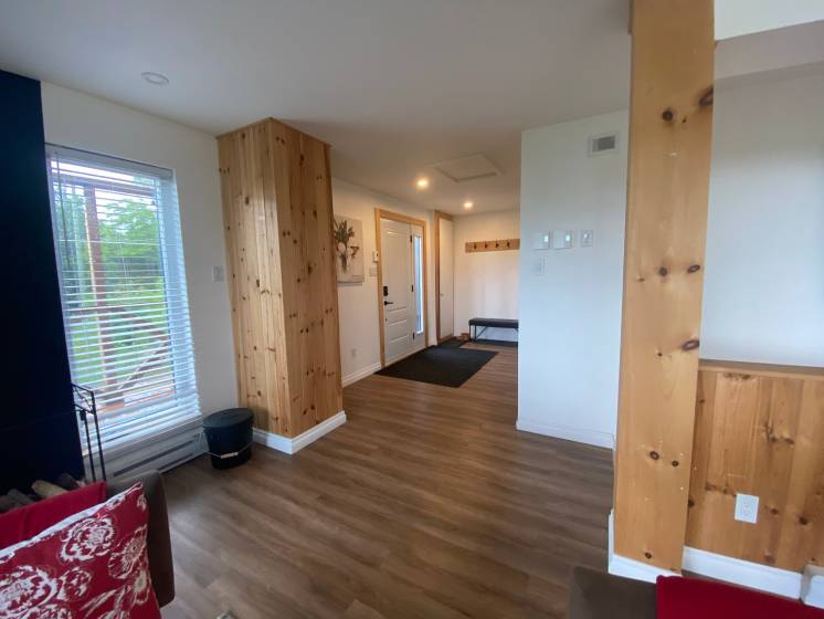 7 - Maison à vendre, Saint-Aimé-des-Lacs (Code - sal038, Charlevoix)