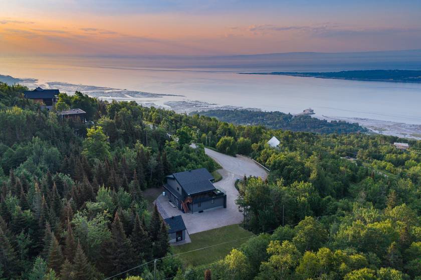 1 - Maison à vendre, Les Éboulements (Code - eb323, Charlevoix)