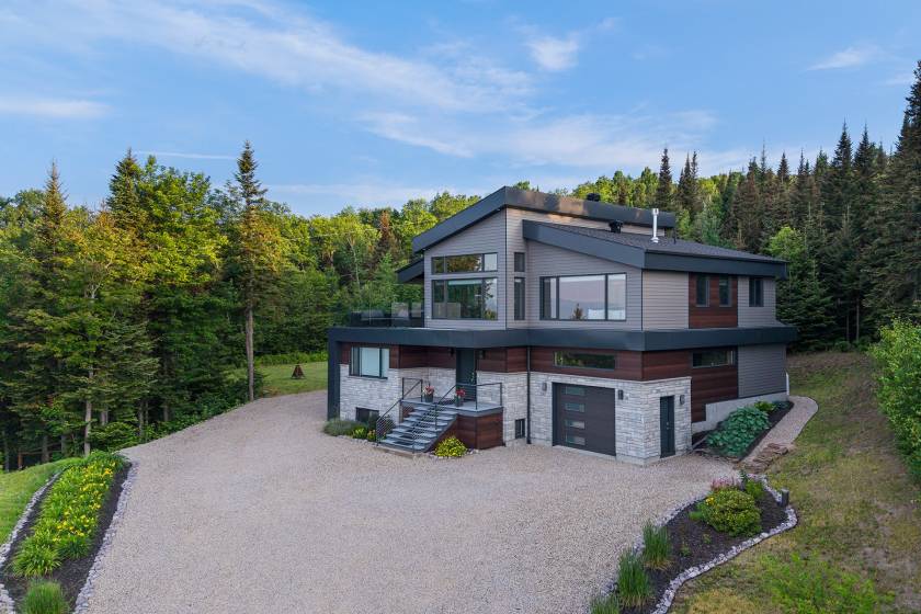 2 - Maison à vendre, Les Éboulements (Code - eb323, Charlevoix)
