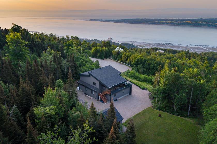 57 - Maison à vendre, Les Éboulements (Code - eb323, Charlevoix)