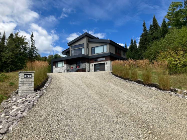 61 - Maison à vendre, Les Éboulements (Code - eb323, Charlevoix)