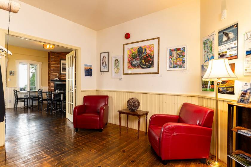 6 - Bâtiment commercial à vendre, Les Éboulements (Code - eb312, Charlevoix)