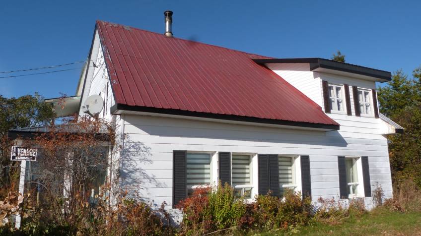 2 - Maison à vendre, Saint-Hilarion (Code - sh045, Charlevoix)