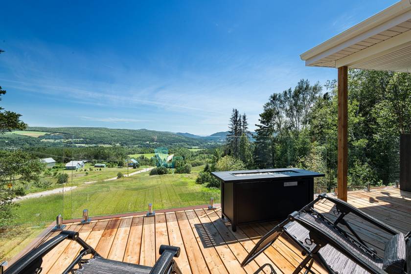 28 - Maison à vendre, Saint-Urbain (Code - su085, Charlevoix)