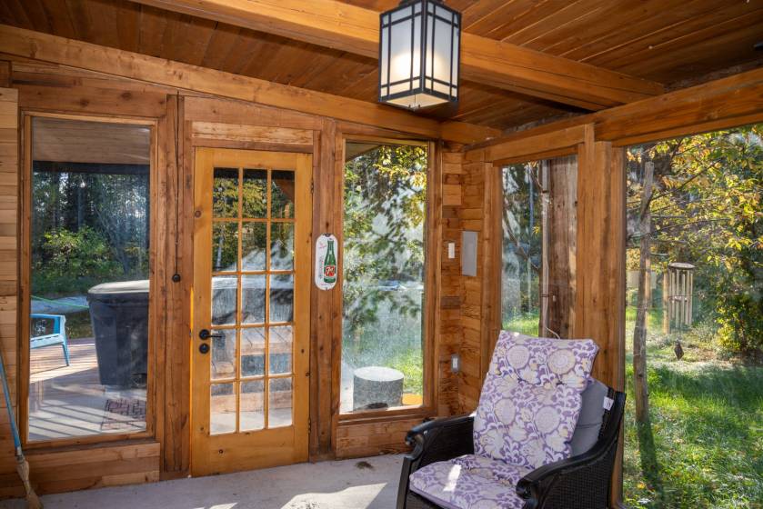 47 - Maison à vendre, Saint-Urbain (Code - su085, Charlevoix)