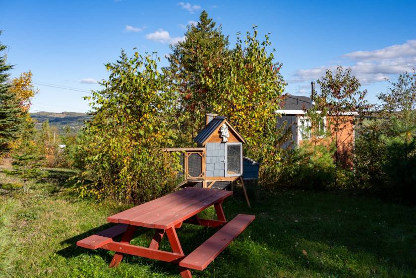 47 - Maison à vendre, Saint-Urbain (Code - su085, Charlevoix)