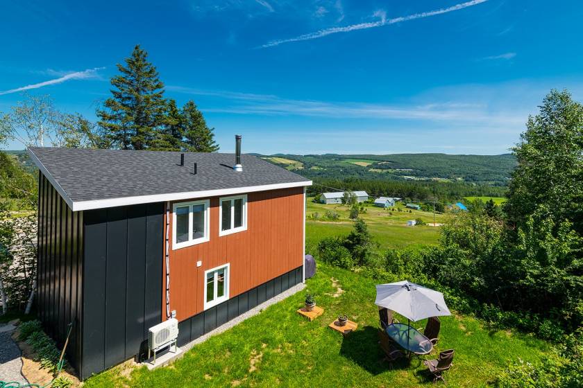 49 - Maison à vendre, Saint-Urbain (Code - su085, Charlevoix)
