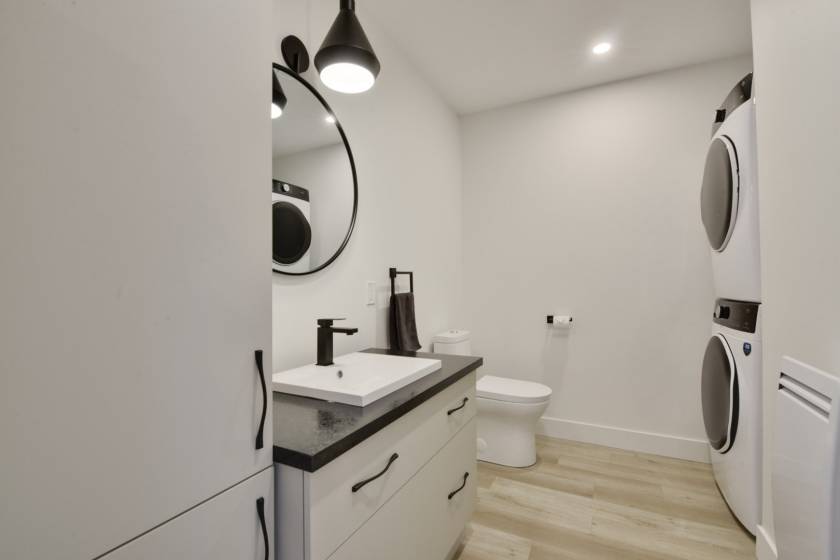 18 - Maison à vendre, Saint-Urbain (Code - su084, Charlevoix)