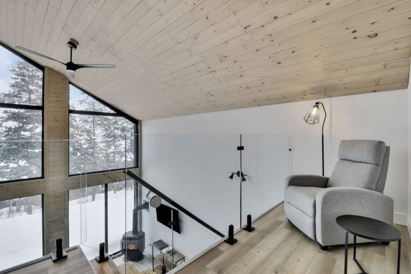 19 - Maison à vendre, Saint-Urbain (Code - su084, Charlevoix)