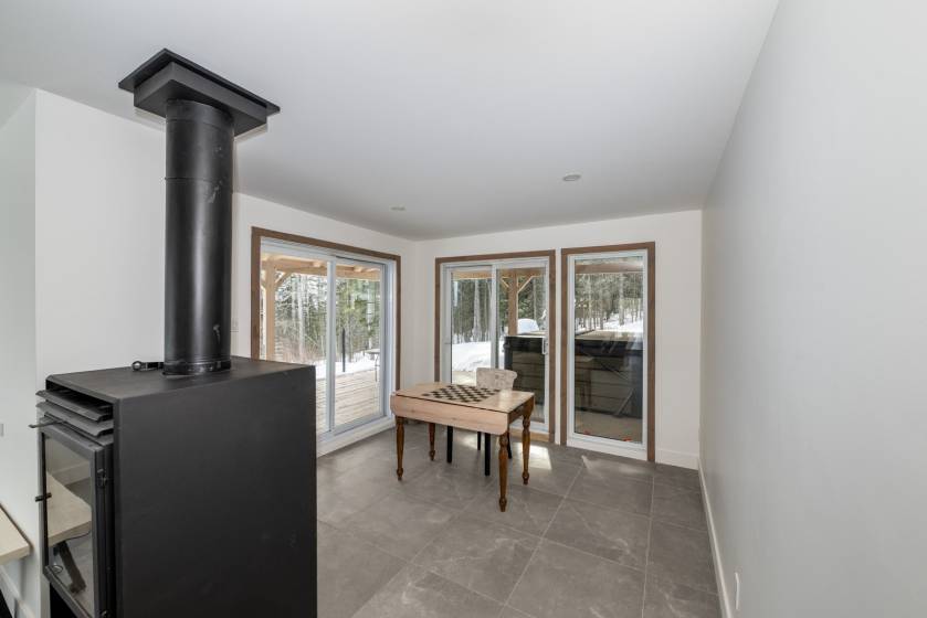 10 - Maison à vendre, Saint-Urbain (Code - su087, Charlevoix)