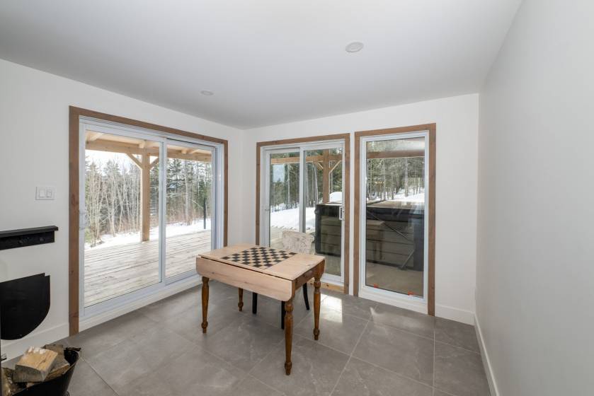 12 - Maison à vendre, Saint-Urbain (Code - su087, Charlevoix)