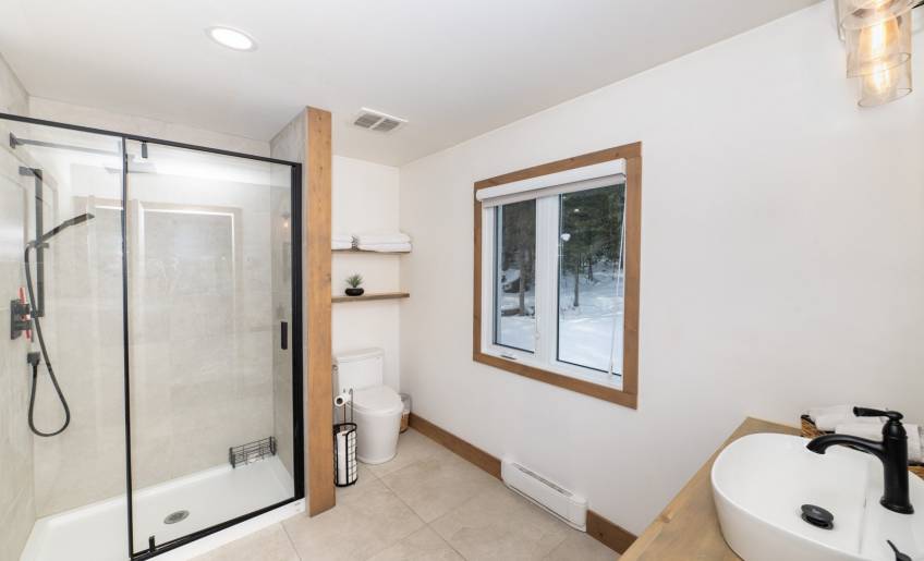 17 - Maison à vendre, Saint-Urbain (Code - su087, Charlevoix)