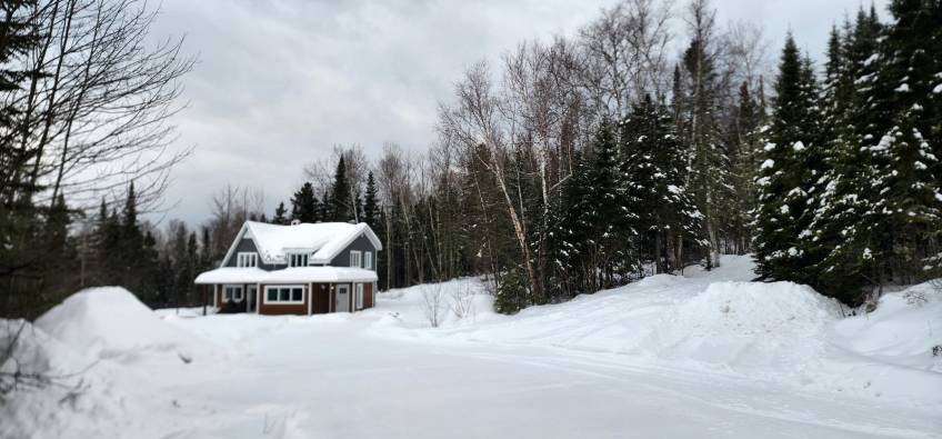 56 - Maison à vendre, Saint-Urbain (Code - su087, Charlevoix)