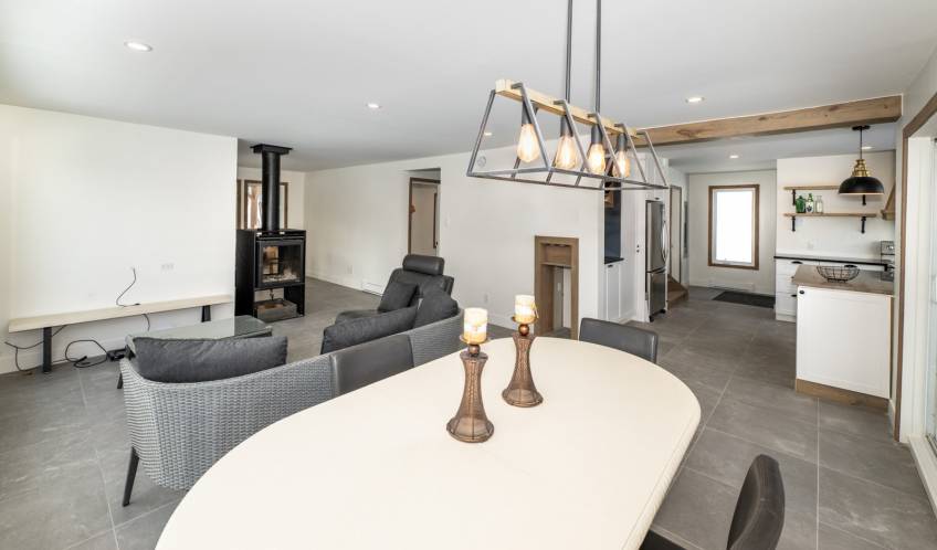 7 - Maison à vendre, Saint-Urbain (Code - su087, Charlevoix)