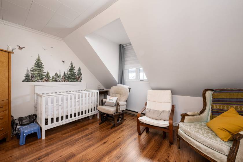 11 - Duplex à vendre, Saint-Urbain (Code - su086, Charlevoix)