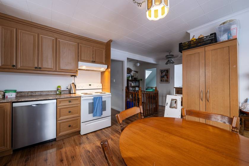 14 - Duplex à vendre, Saint-Urbain (Code - su086, Charlevoix)