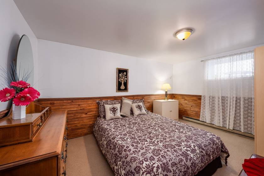 19 - Duplex à vendre, Saint-Urbain (Code - su086, Charlevoix)