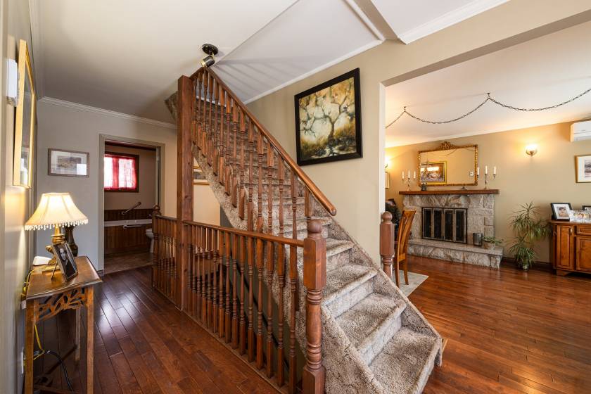 4 - Duplex à vendre, Saint-Urbain (Code - su086, Charlevoix)