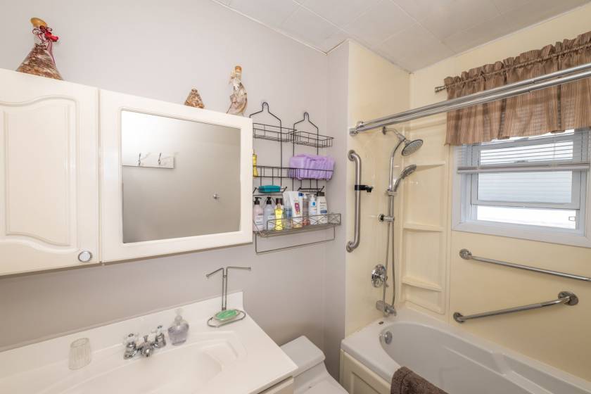15 - Maison à vendre, Baie-Saint-Paul (Code - sp921, Charlevoix)