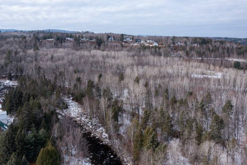 25 - Terrain et terre à vendre, Baie-Saint-Paul (Code - sp826, Charlevoix)