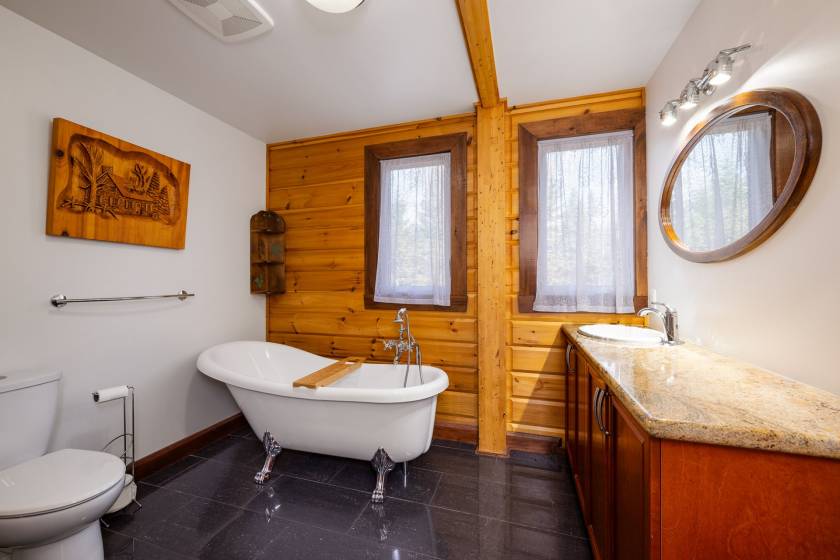 5 - House for sale, Petite-Rivière-Saint-François (Code - pr833, Charlevoix)